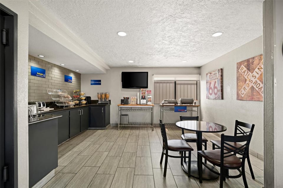 Best Western Desert Villa Inn Hotel in Barstow