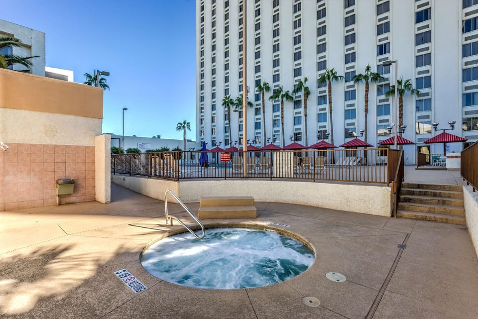 Whirlpool bathtub