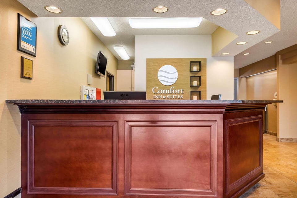 Comfort Inn & Suites Bothell - Seattle North Hotel in Bothell