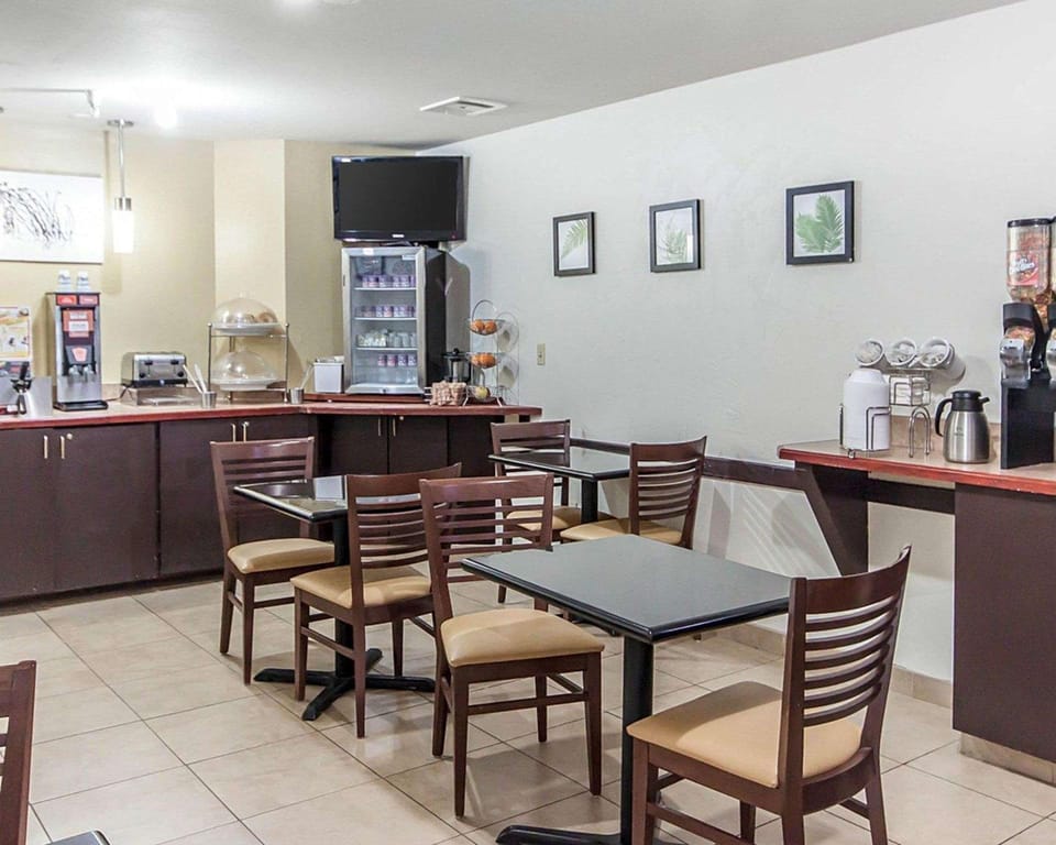 Coffee shop