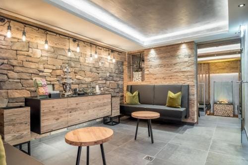 Hotel Garni Caroline Hotel in Ischgl