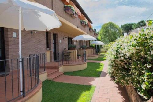 Casa Vacanze con piscina a San Gimignano Hotel in Tuscany