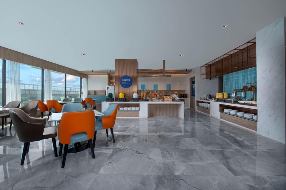 Holiday Inn Express Suzhou Shihu University Town By IHG Hotel in Suzhou