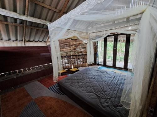 Big Hug Home-Nok kao house Hostel in Krabi Changwat