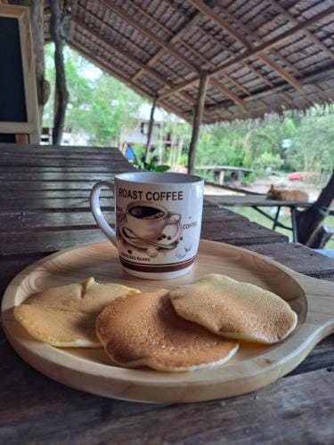 Big Hug Home-Nok kao house Hostel in Krabi Changwat