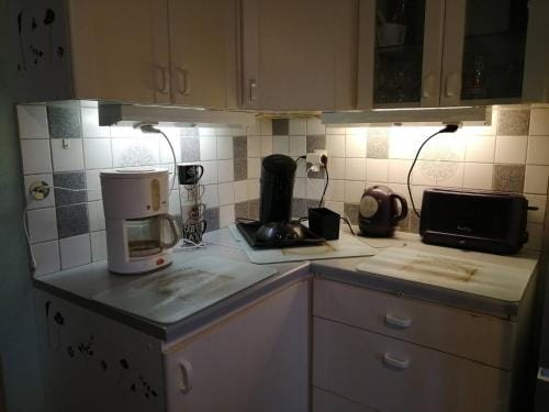 Cozy and tranquil double room with large desk Hotel in Hauts-de-France
