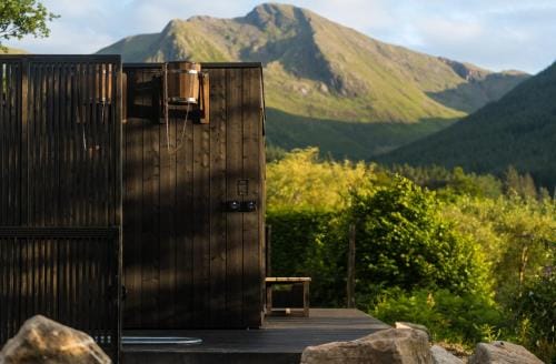 Woodlands House with Hot Tub Hotel in Scotland