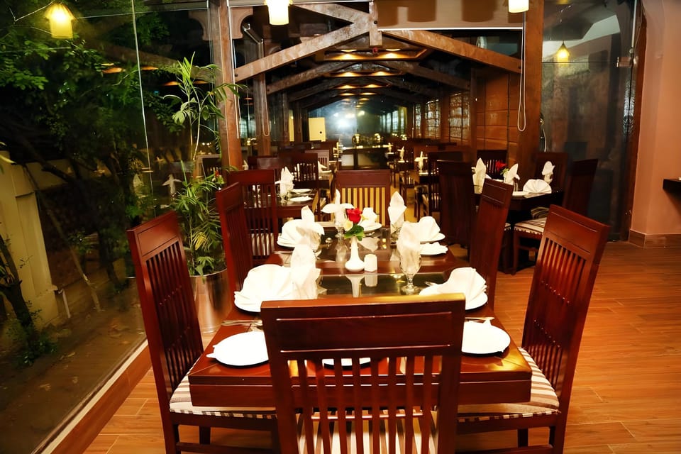Royal Elegance Hotel Lahore Hotel in Lahore