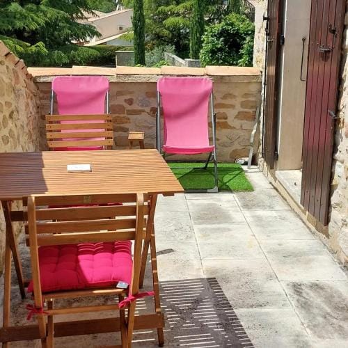 La maison WISTERIA Hotel in Valréas