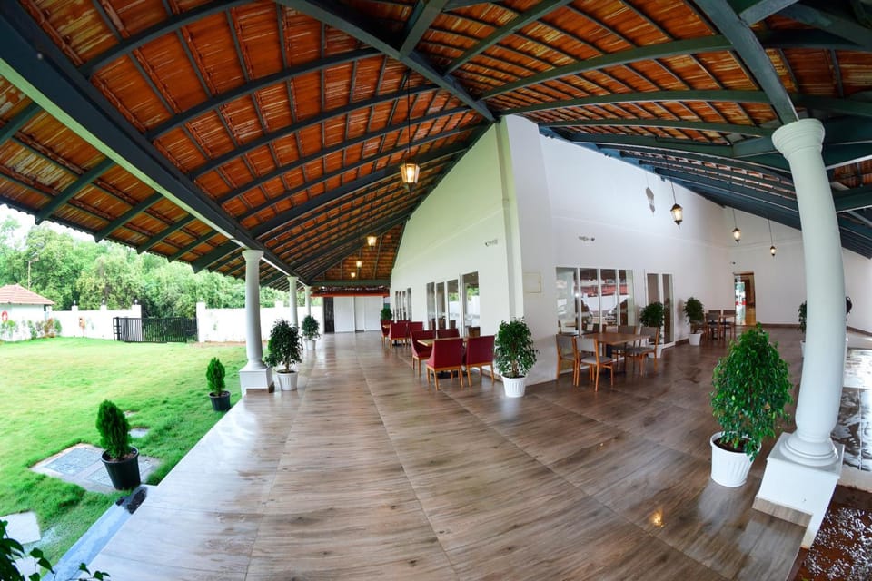 THE PEARL VIEW HOTEL Hotel in Kerala
