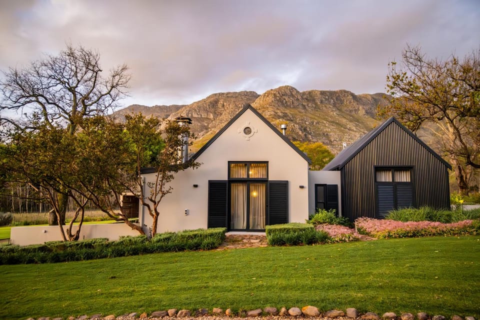Farm Keerweer Hotel in Stellenbosch