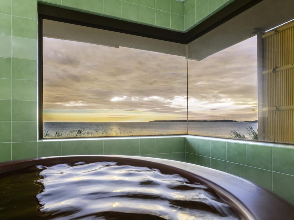 Hotel Nishinagato Resort Motel in Japan