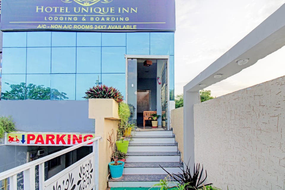 Hotel O Holiday Prime Hotel in Maharashtra