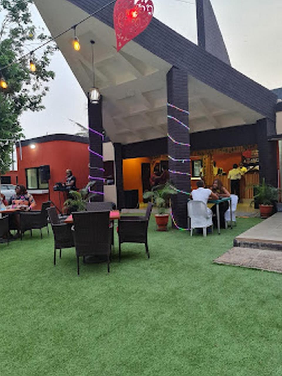 Esporta Suites GRA Ikeja Hotel in Lagos