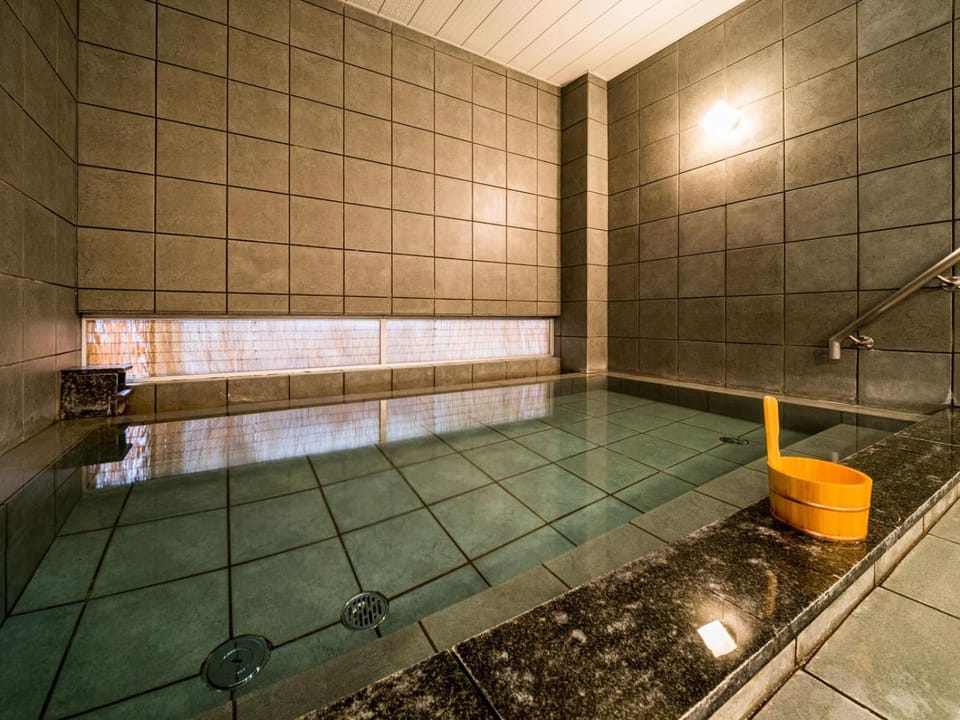 Super Hotel Takamatsu Kinenkan Hotel in Japan