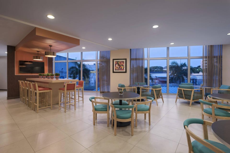 Fairfield by Marriott San Salvador Hotel in San Salvador