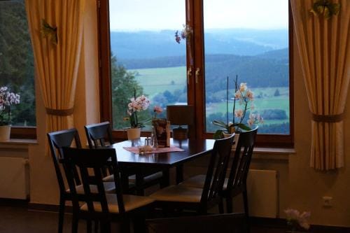 Landgasthof Restaurant Laibach Hotel in Hesse