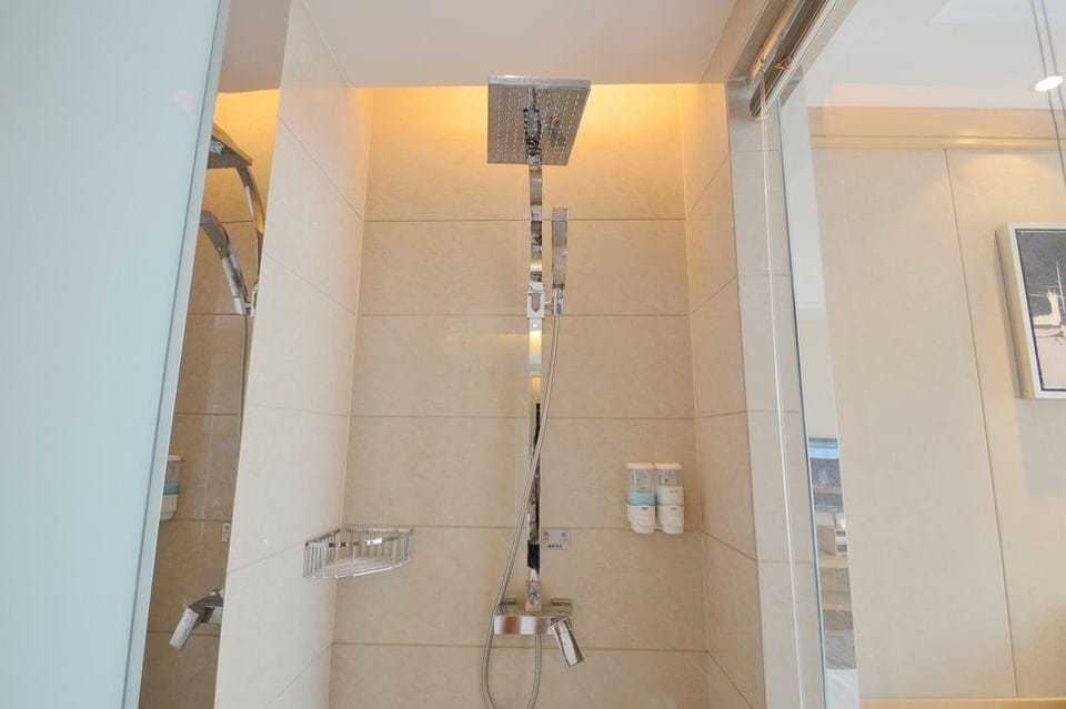 Beverly Hills Village Hotel in Nanjing