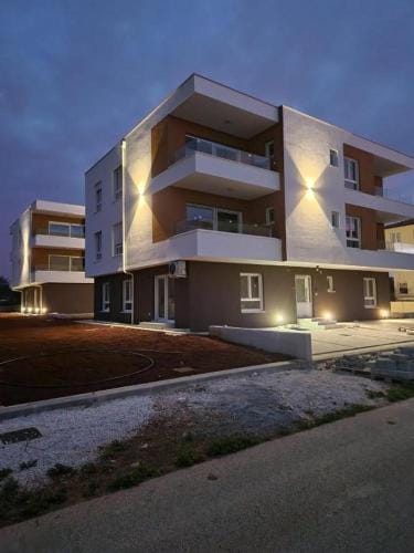 Cozy Istria - Green Penthouse with a view of Brioni Hotel in Fažana