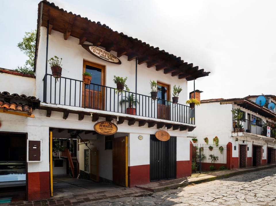 Posada Real del Valle Hotel in Valle de Bravo
