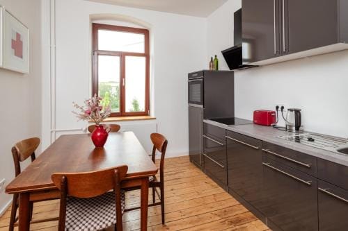 Kunstlerzimmer im Kulturhaus Haselburg Hotel in Gera