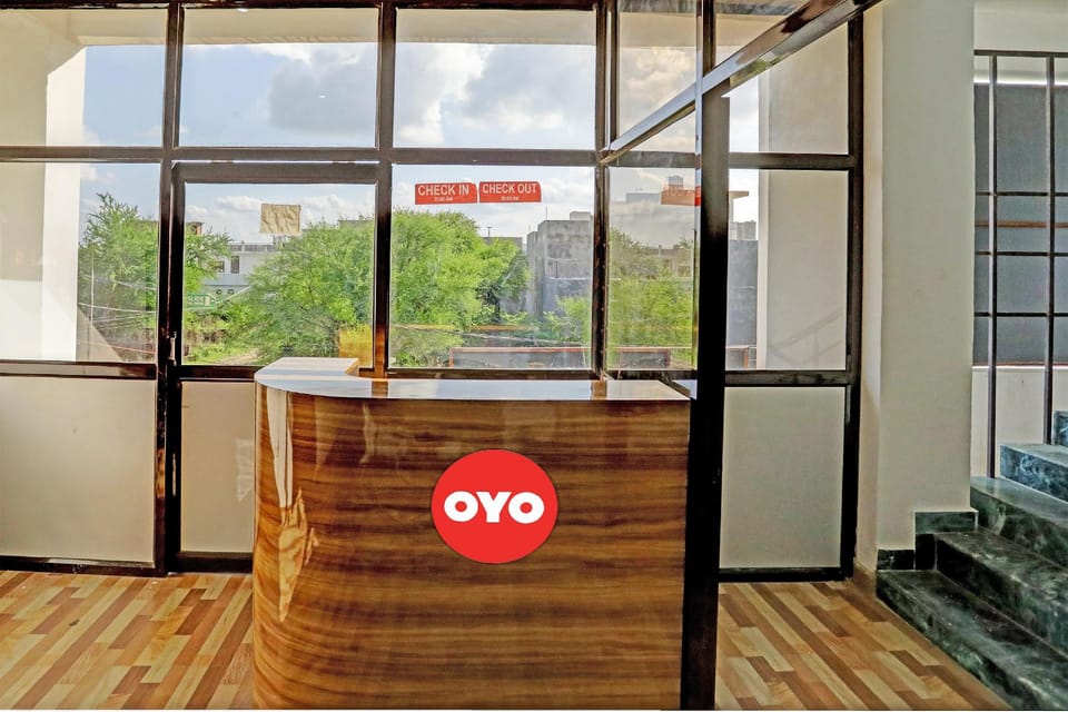 Hotel O Starlight Hotel in Lucknow