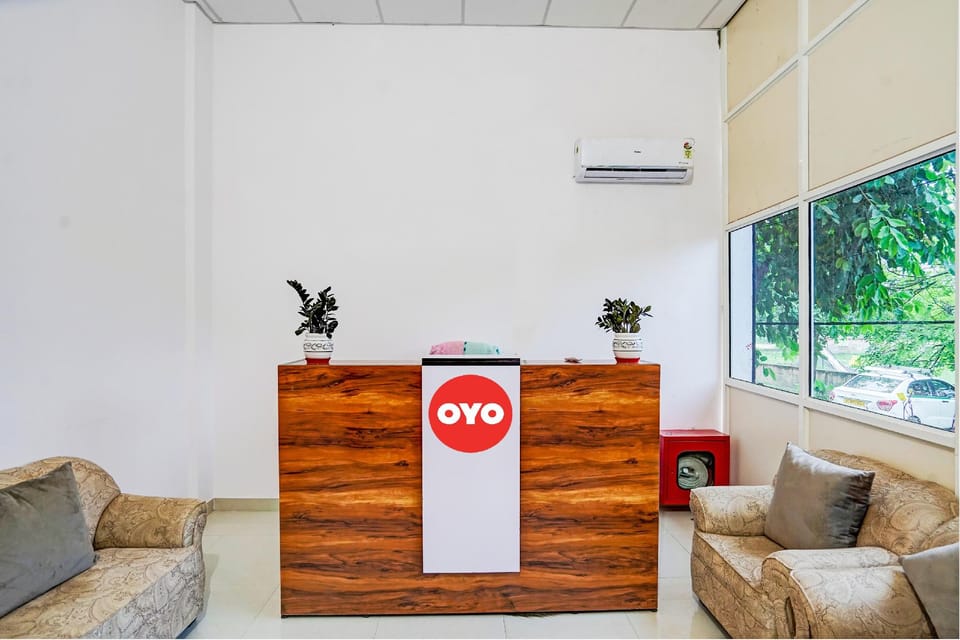 Spot On Sunlike Place Hotel in Uttar Pradesh