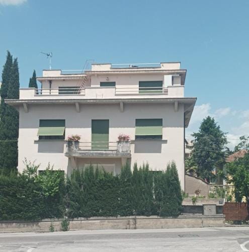 Affitta camere Via Piave Hotel in Foligno