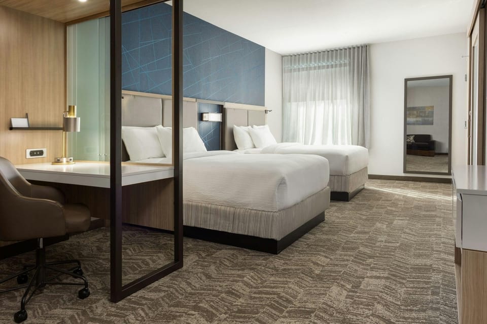 Suite room