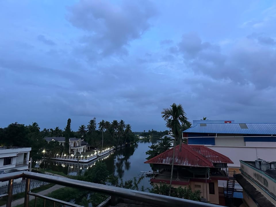 Lilly Ribera Residency  Hotel in Kumarakom