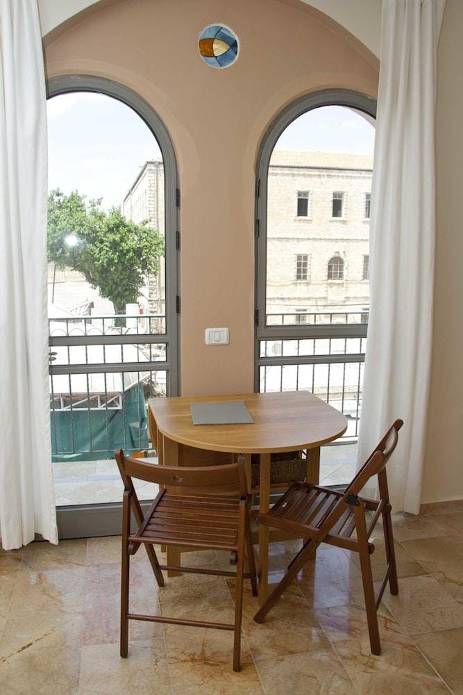 The Market Courtyard - Jerusalem Suites Hotel in Jerusalem