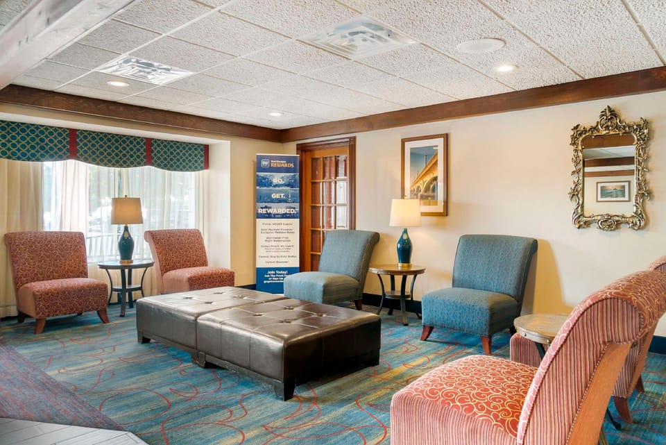 Best Western Greenfield Inn Hotel in Melvindale