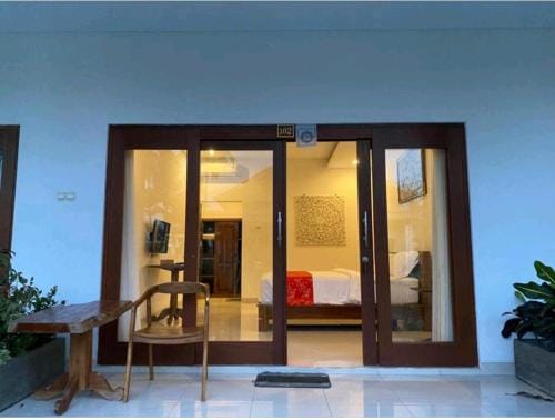 Villa Popolan and Guest House Hotel in Ubud