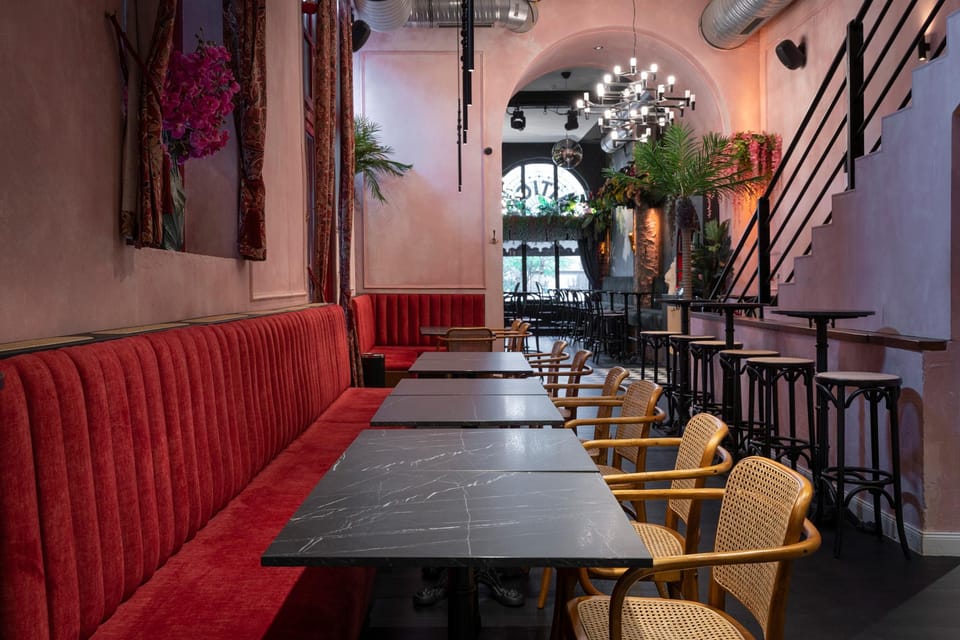 Bar/lounge
