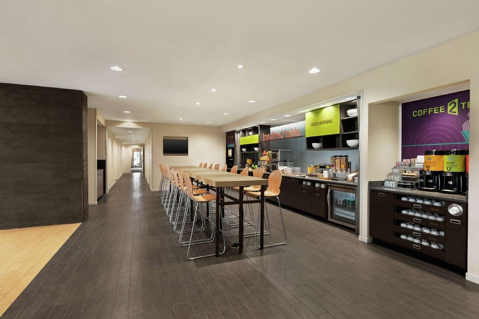 Home2 Suites by Hilton Savannah Airport Hotel in Pooler