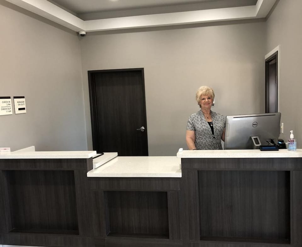 Hotel Glenpool Hotel in Jenks