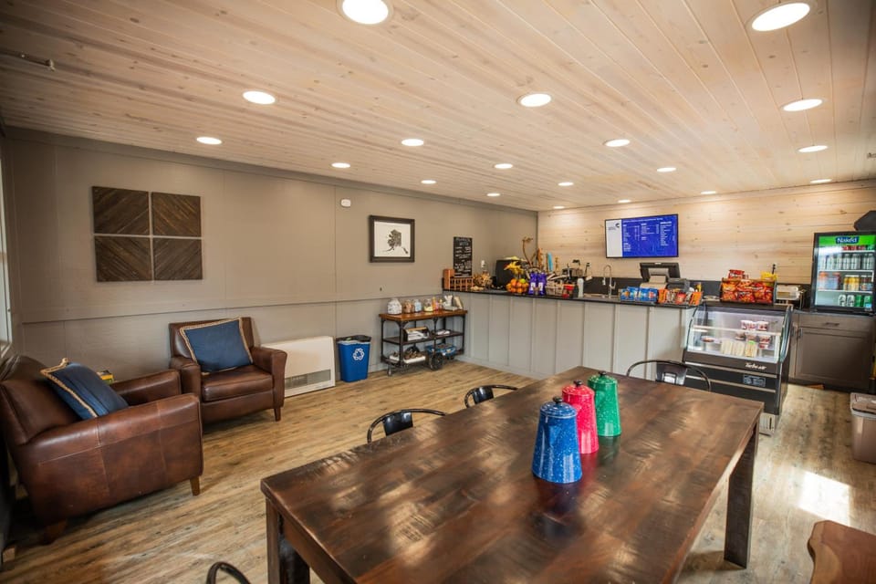 Denali Cabins Lodge in McKinley Park