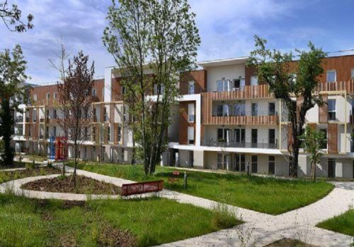 Domitys Les Raisins Bleus Hotel in Noisy-le-Grand