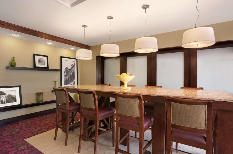 Hampton Inn Erie-South Hotel in Millcreek Township