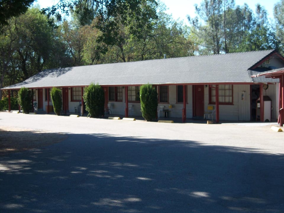 Shasta Dam Motel Motel in California