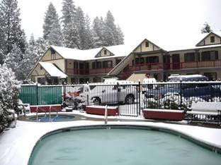 Wildwood Inn Motel in Twain Harte