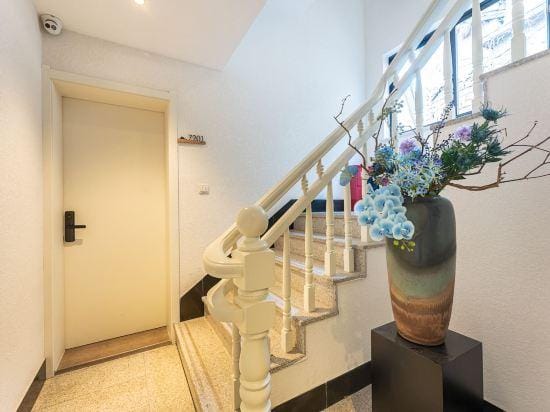 Bagnoser Homestay Qingying Hotel in Hangzhou