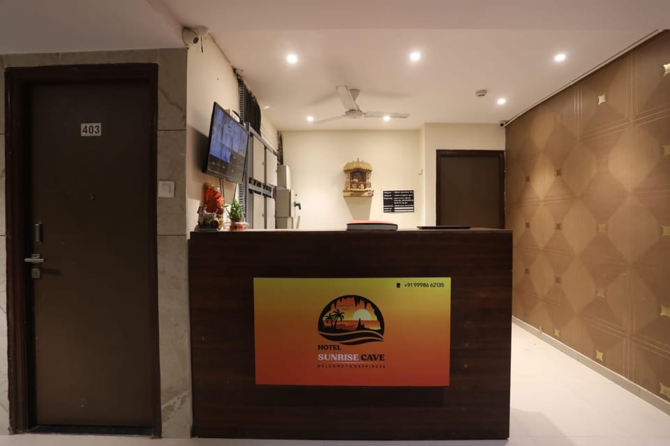 Hotel Sunrise Cave Hotel in Gujarat
