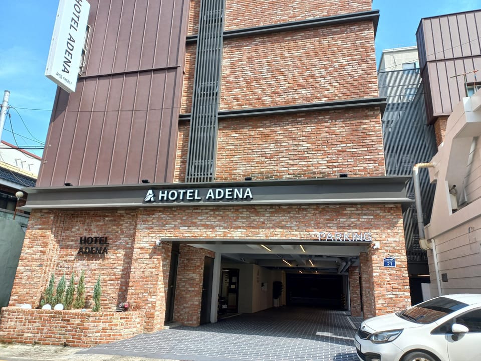 ADENA HOTEL Hotel in Busan