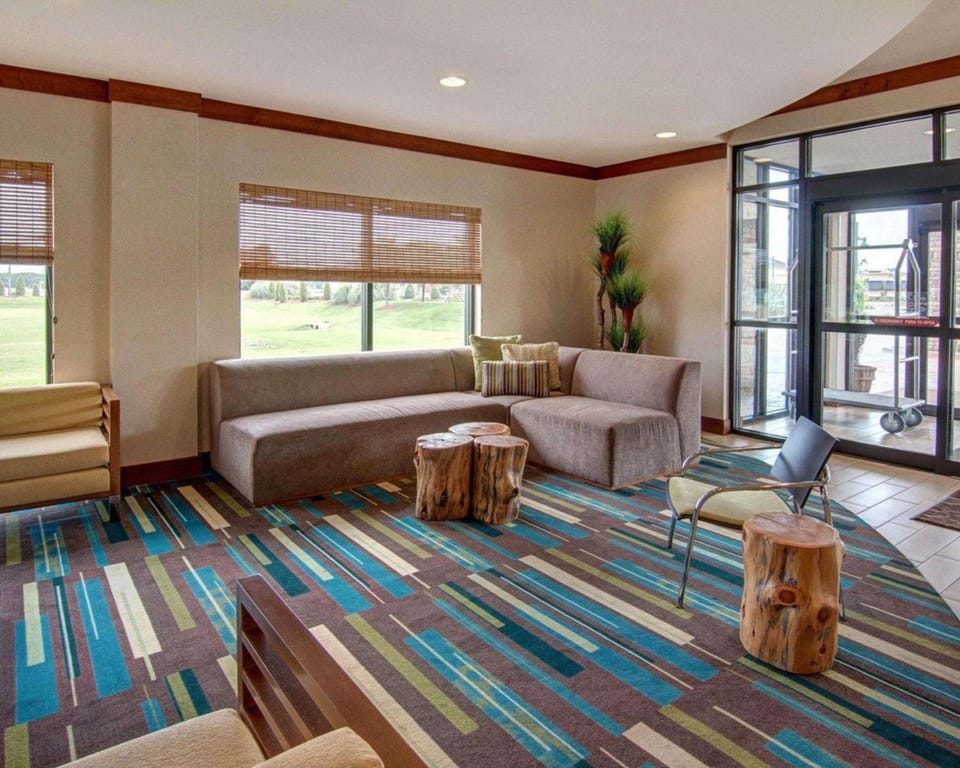 Comfort Suites Bossier City - Shreveport East Hotel in Bossier City