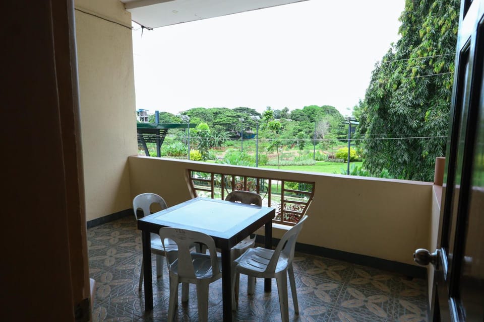 VILLA ELSIE RESORT AND HOTEL Hotel in Calabarzon