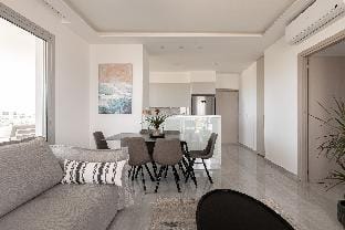 The Grand Sunny Zakaki Penthouse Hotel in Limassol City