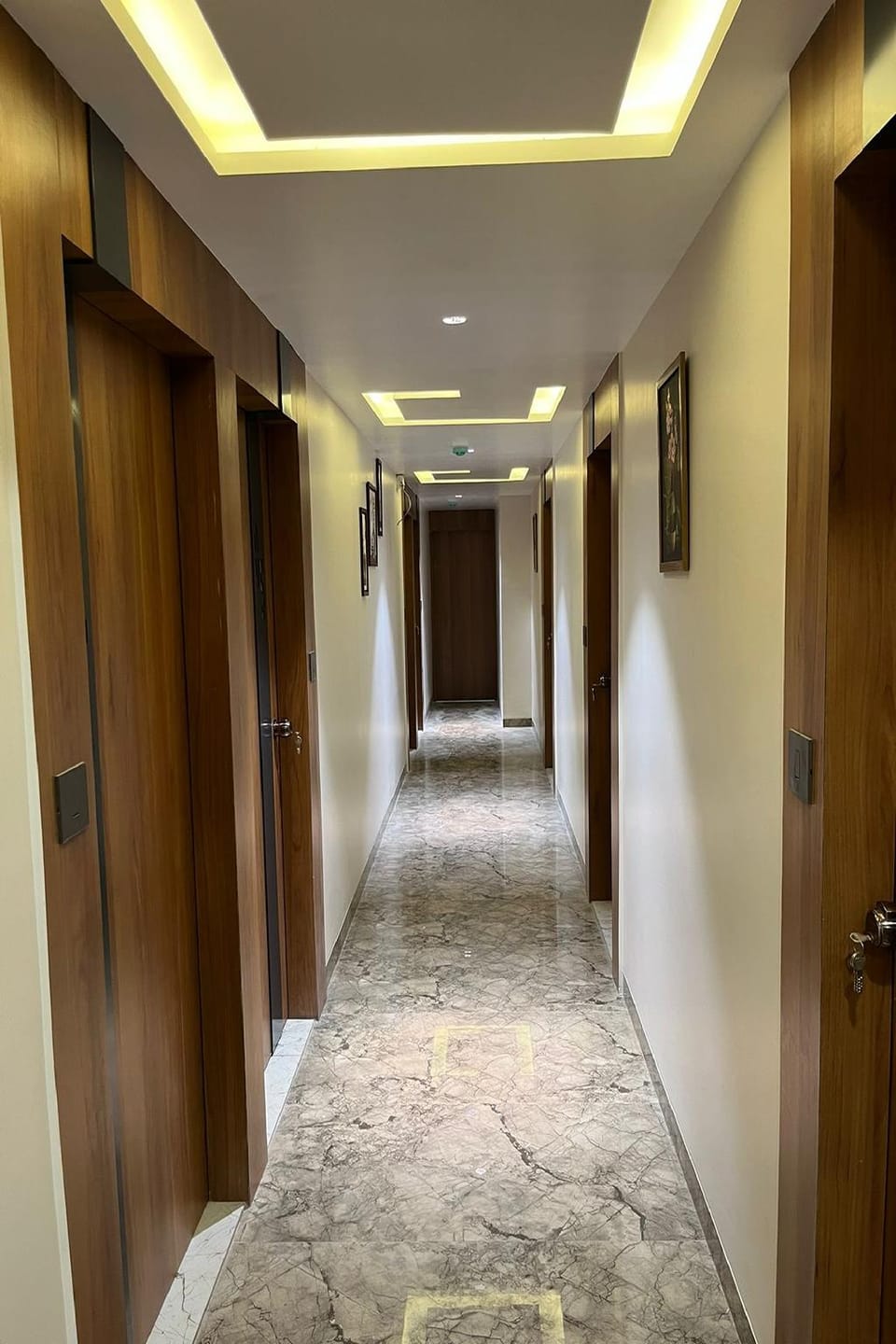 Hotel Moon Light Isanpur Ahmedabad Hotel in Ahmedabad