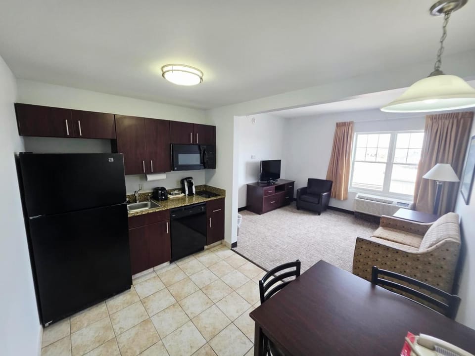 MainStay Suites Minot Hotel in Minot