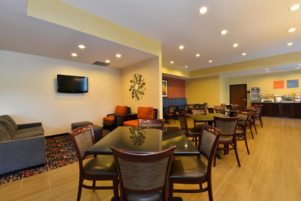 Comfort Inn St. Clairsville Hotel in Ohio